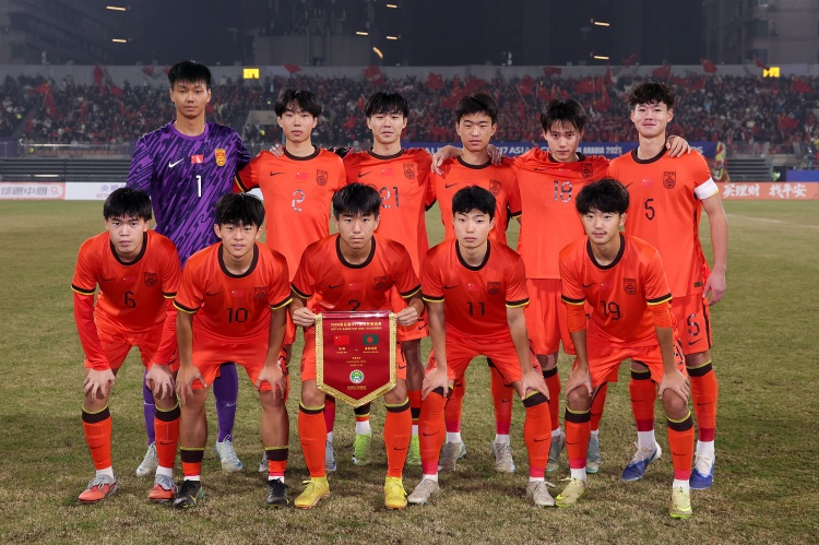 U17亚洲杯决赛:中国明晨再战日本,小组赛1-2小负埋下复仇伏笔 U17亚洲杯决赛:中国明晨再战日本,小组赛1-2小负埋下复仇伏笔