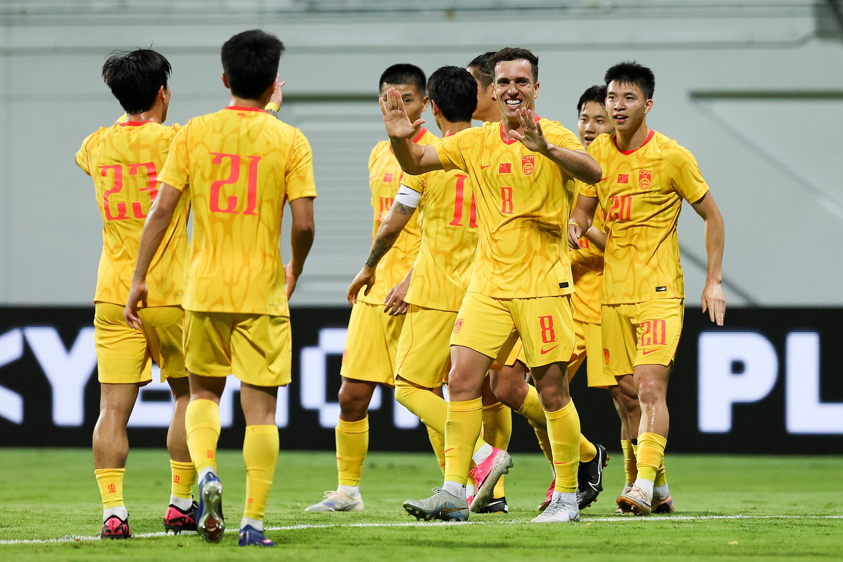 中泰热身赛规程出炉:单场最多换11人,VAR介入